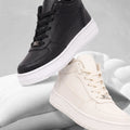 Tenis ALTEVØ negro y blanco marfil, estilo para cualquier outfit